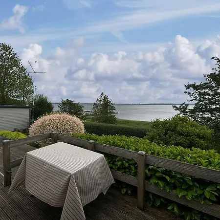 Coast Seven Holiday home
